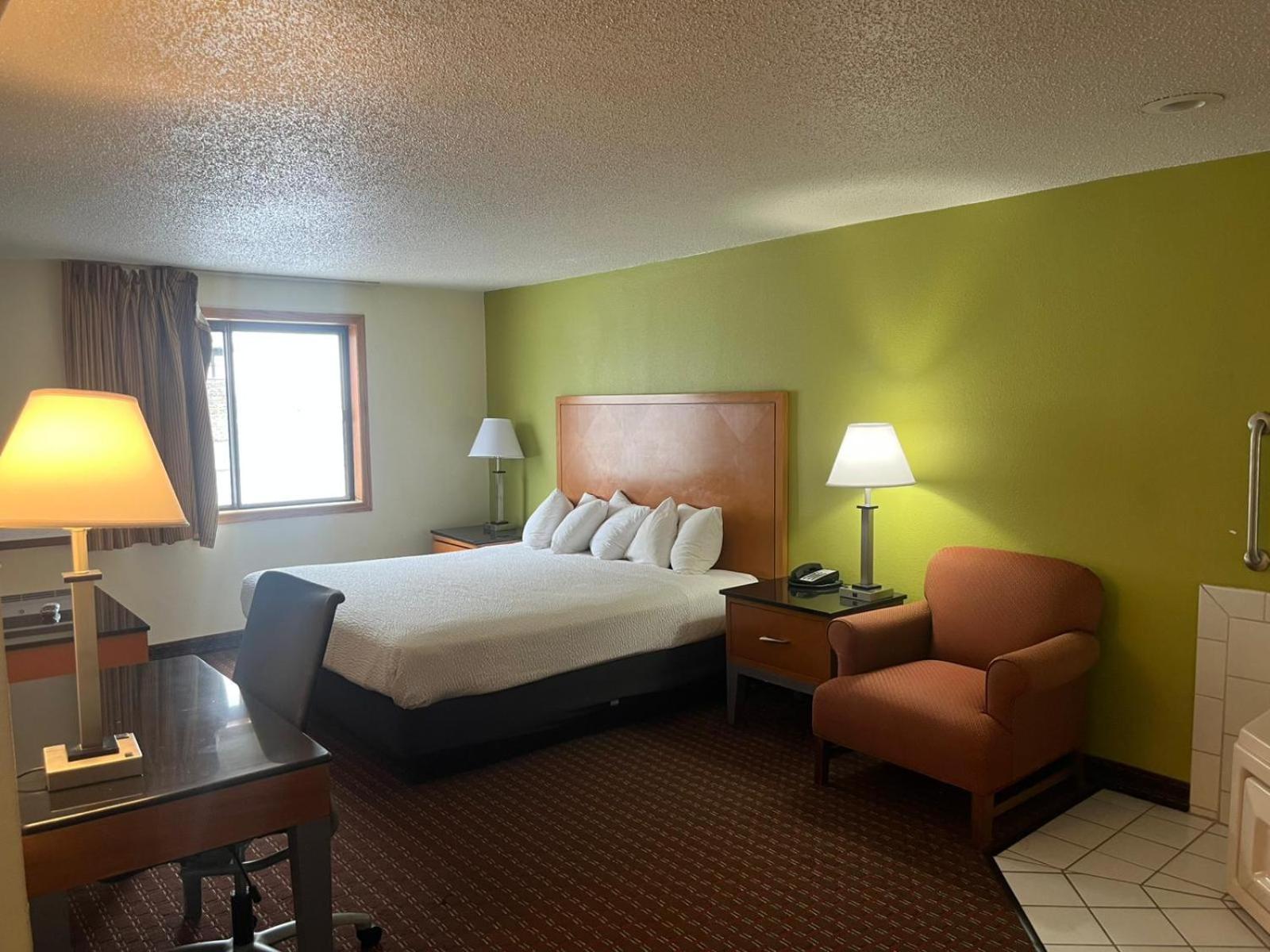 Days Inn By Wyndham Fort Dodge Esterno foto