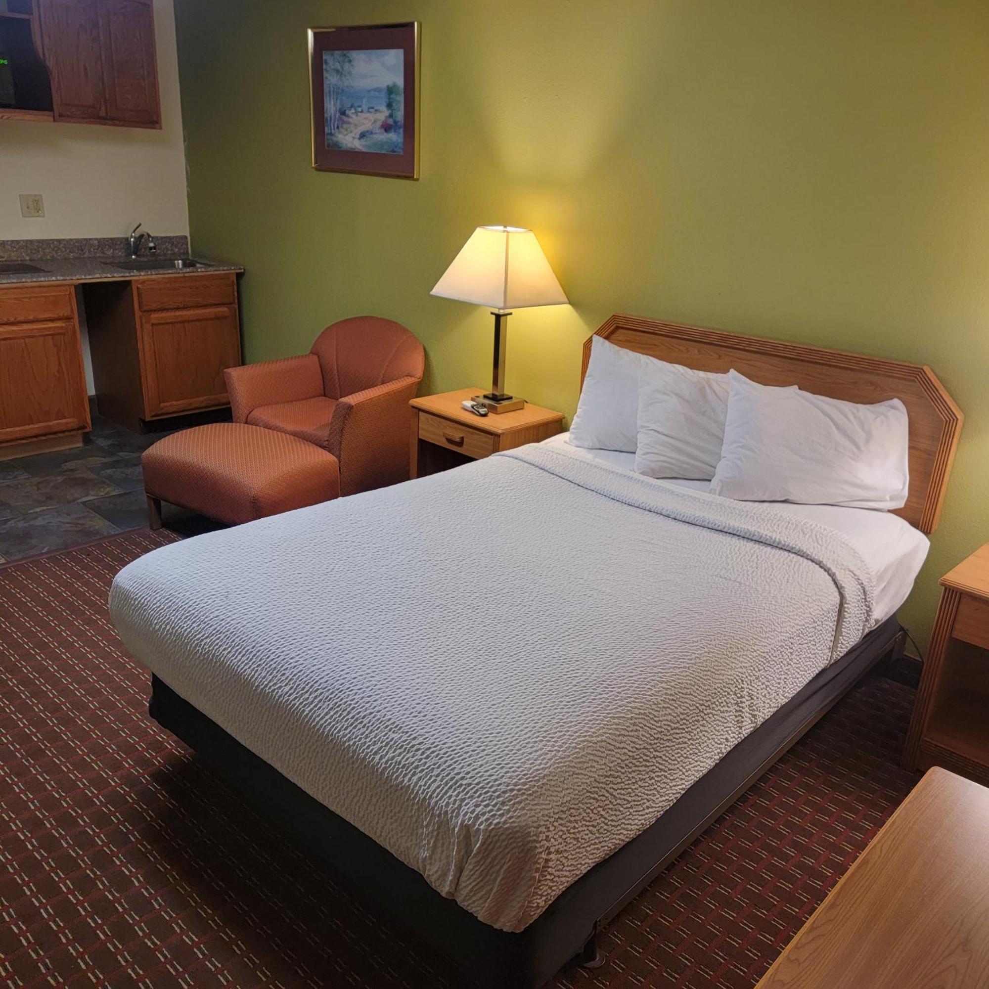 Days Inn By Wyndham Fort Dodge Esterno foto