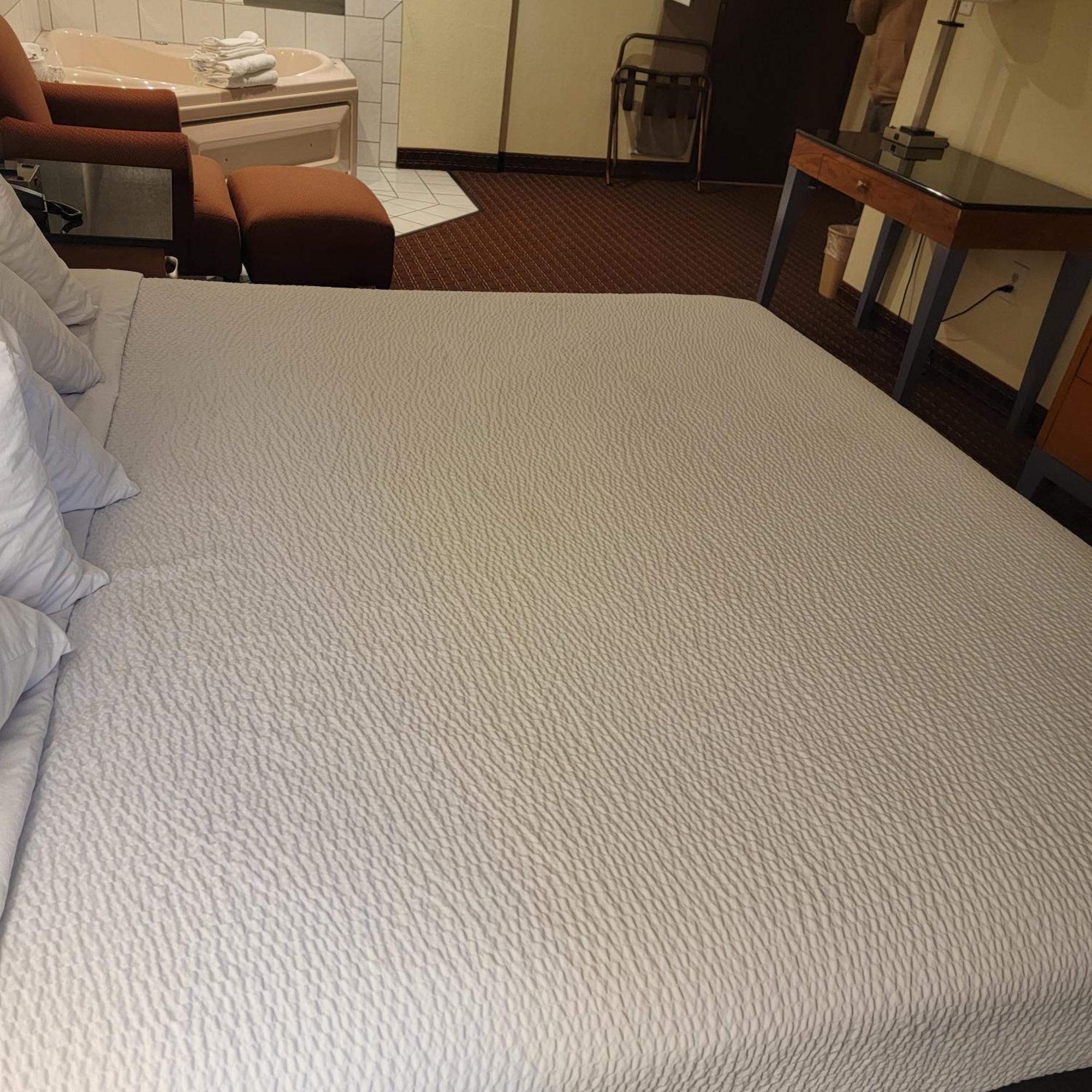 Days Inn By Wyndham Fort Dodge Esterno foto